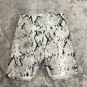 SKATIE biker shorts in white snake skin print